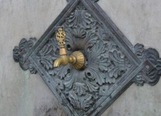 Ottoman Diplomacy and Wealth